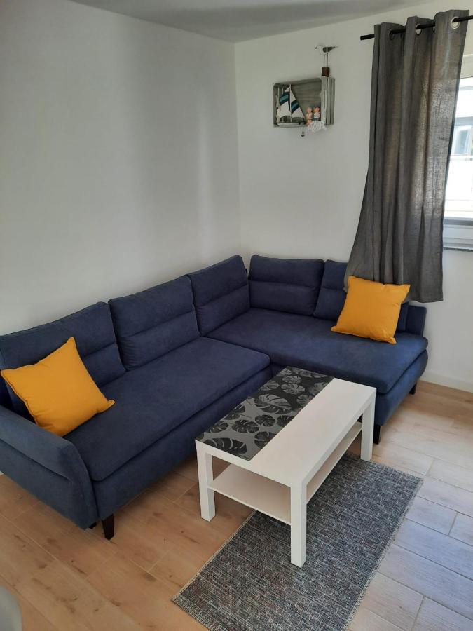 Komfortowy Apartament Dwupoziomowy W Cichej Okolicy Pobierowo Exterior foto